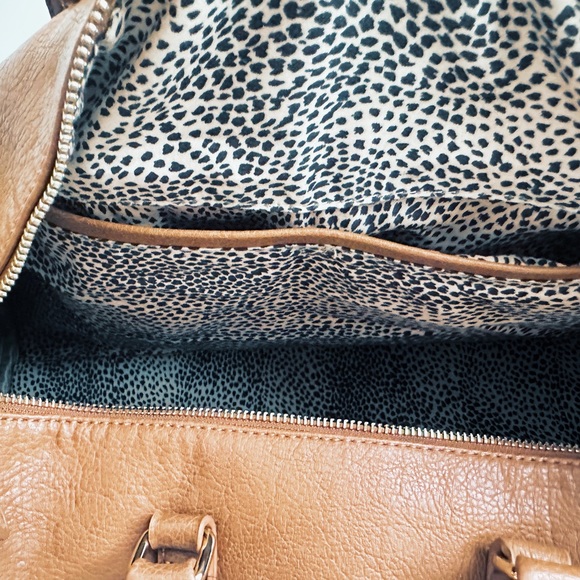 Brown Vegan Leather Duffle Bag - Travel/Weekender/Outting - Picture 5 of 8